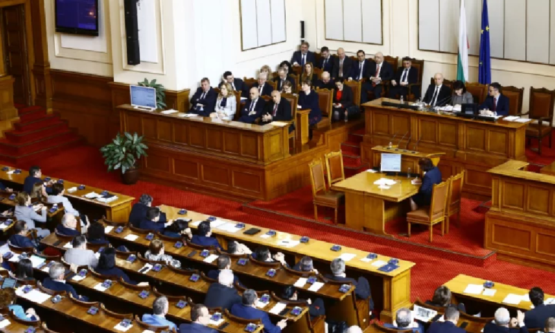 Извънредно: Ветото на президента мина в парламента