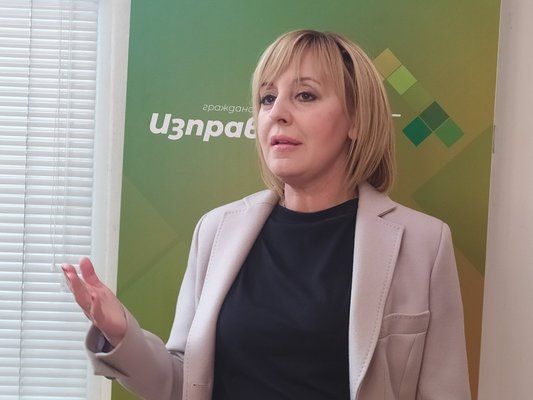Кметът Фандъкова и СОС да намалят цената на парното на столичани, настоява Манолова