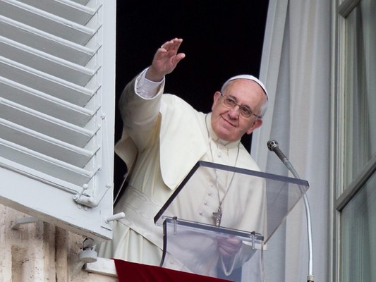 Папата предупреди да не обявяваме победа над коронавируса