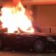 Унищожиха луксозни коли за милиони в шоурум „Мерцедес“ в Калифорния и го подпалиха