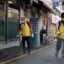 Сеул въведе отново ограничения на ресторантите и затвори спортните зали