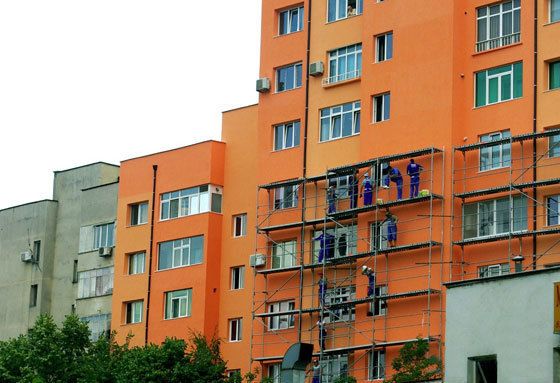 Еврокомисията въвежда задължителни енергийни стандарти при саниране на сгради