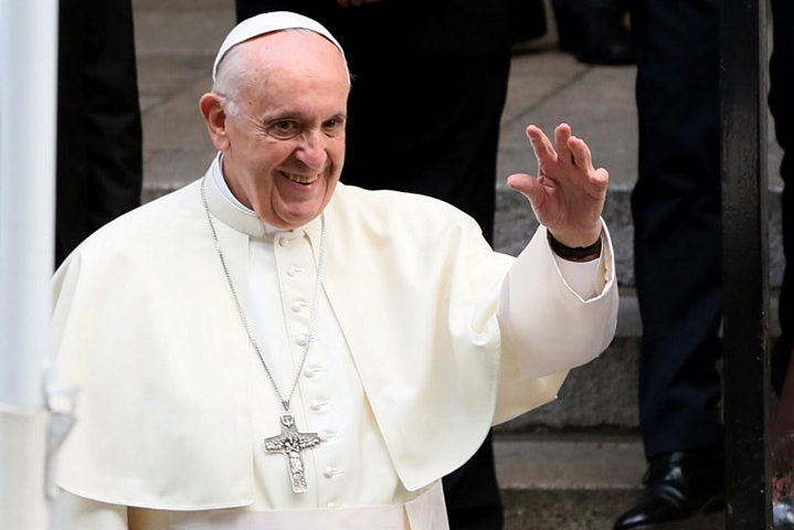 Папа Франциск изрази позицията си за еднополовите бракове