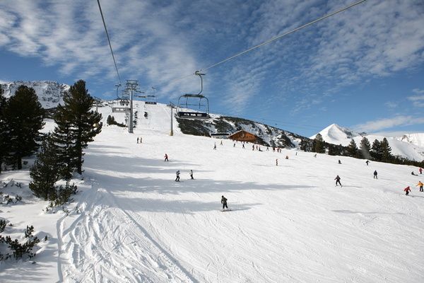 През новия зимен сезон България очаква най-голям брой туристи от Турция