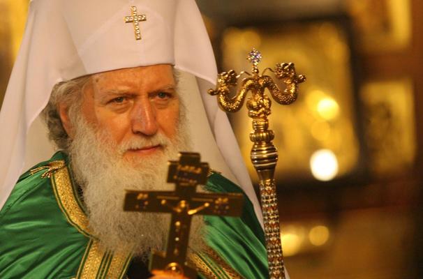 Патриарх Неофит призова да се спазват препоръките на здравните власти