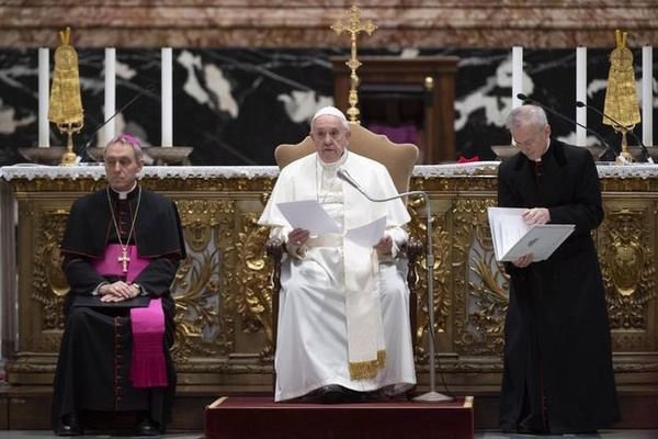 Сега се нуждаем от братство повече от всякога, заяви папа Франциск в традиционното си коледно обръщение
