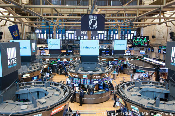 Нюйоркската фондова борса ще прекрати търговията с акциите на три китайски компании