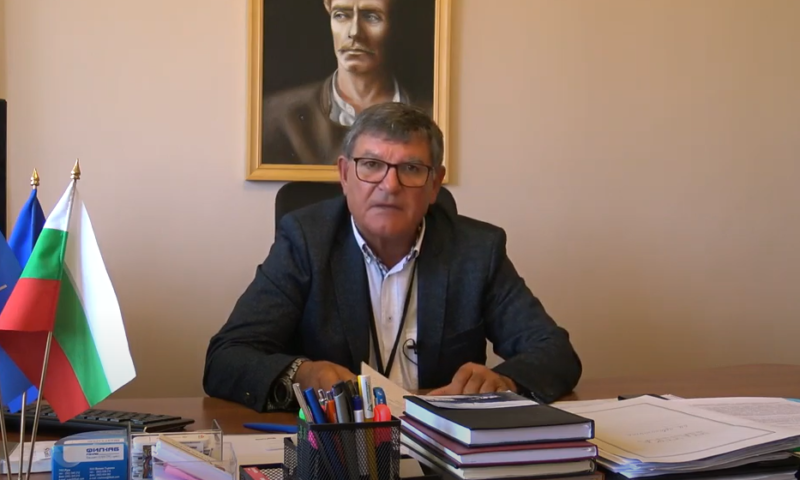 Бюджетът на община Брезово е приет, кметът недоволен от червените съветници
