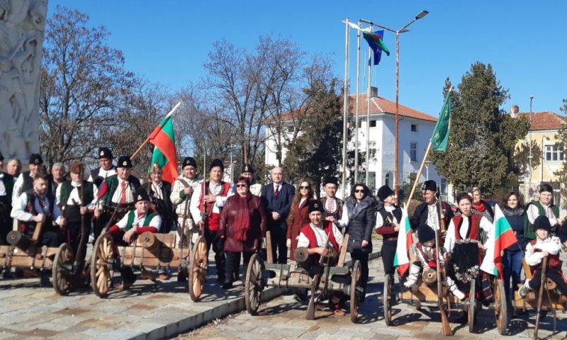 ГЕРБ – Пловдив област отбеляза 143 години от Освобождението на България