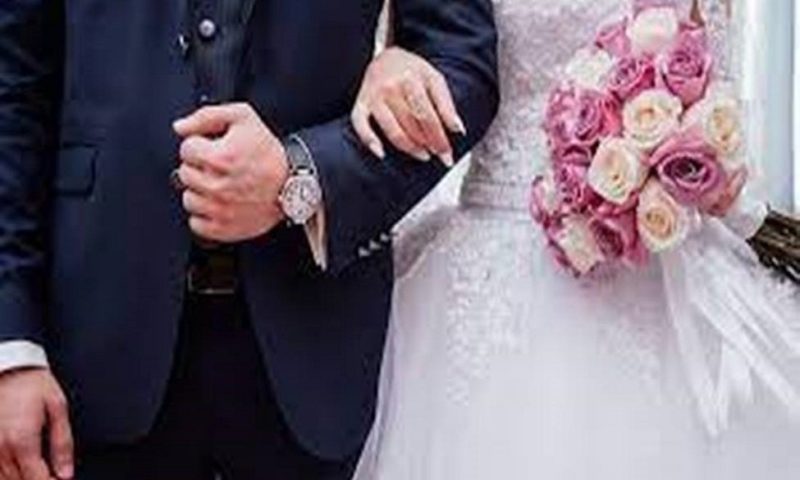 Двойка отлага 4 пъти сватбата си, не им било писано