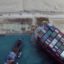 Окончателно освобождават движението в Суецкия канал