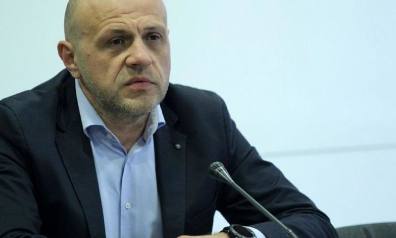Дончев: Смисълът на драматизацията беше Борисов да бъде вкаран в НС и обиждан