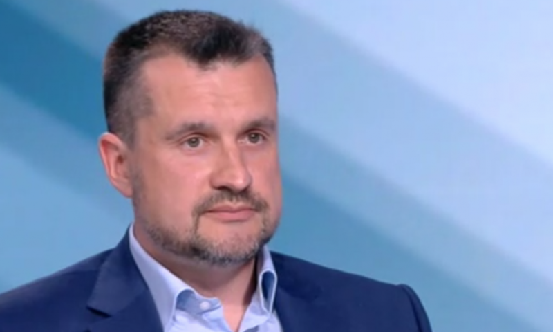 Калоян Методиев: Ако Радев не подкрепи съставянето на правителство, ще означава, че работи срещу интересите на България