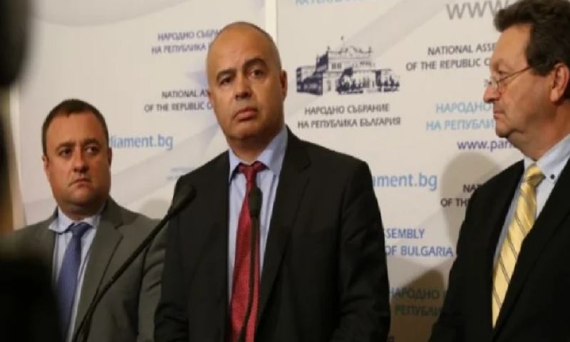 Свиленски: БСП иска правителство на Слави, но ще му поставим тези условия