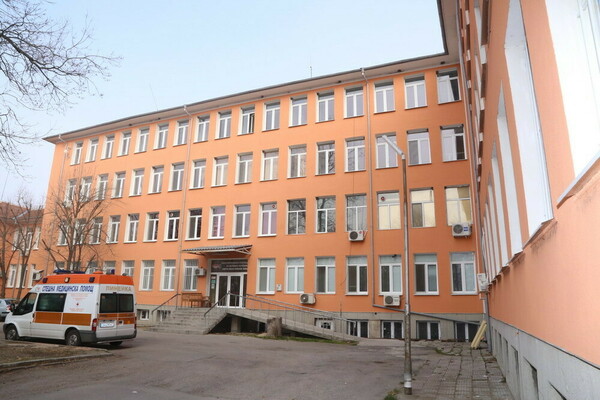 Общинската болница в Елхово остана без управител