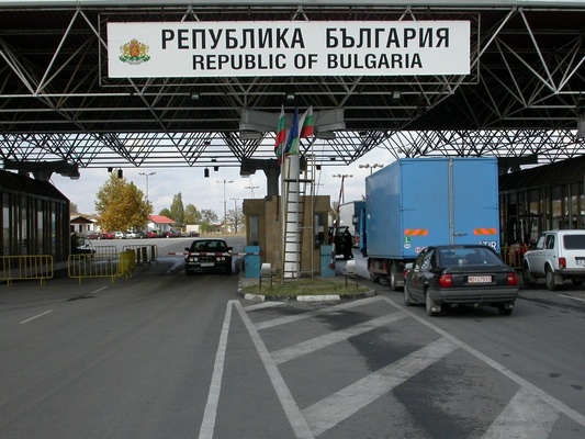 Чехия и Турция облекчават условията за пътуващи българи