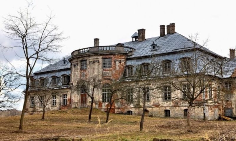 Копаят за сандъците със златото на Хитлер, скрити под „публичен дом“ в Полша