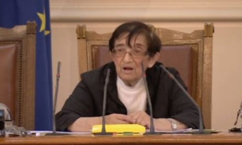 Мика Зайкова за парламента: В цирка хората се трудят, а там е лудница и не работят