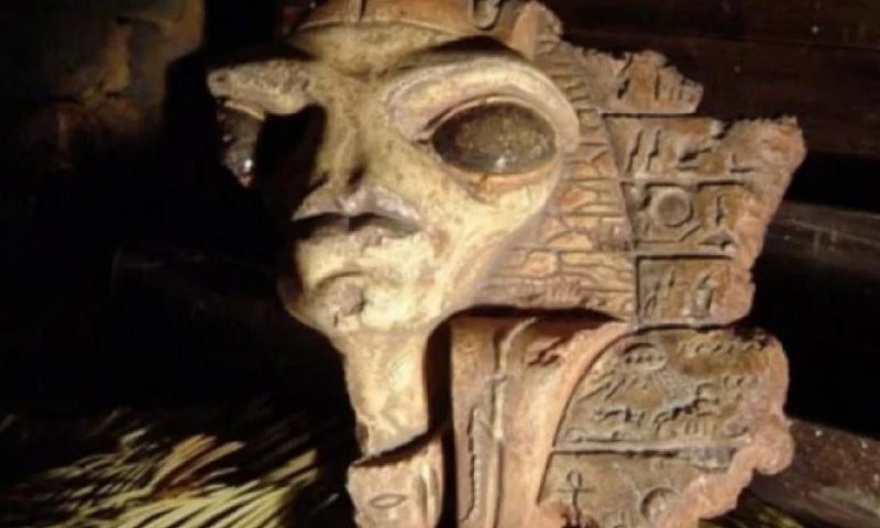 ОТ ДРУГА ПЛАНЕТА: Извънземни хибриди ли са египетските фараони?