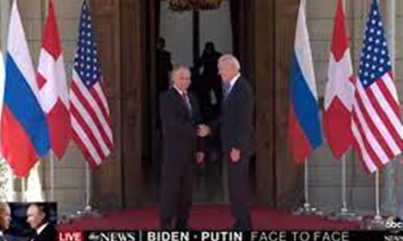 Байдън и Путин си стиснаха ръцете в града на мира