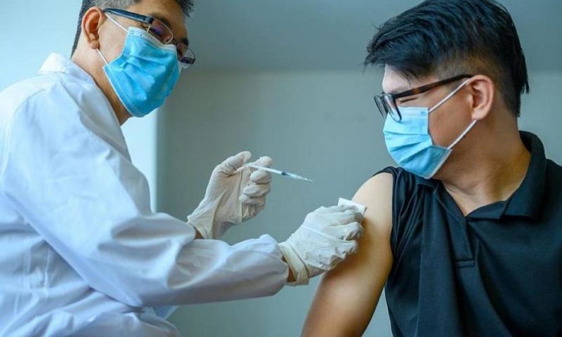 Лотария за ваксинирани в Азия – наградите са кокошки, крави, дори апартамент