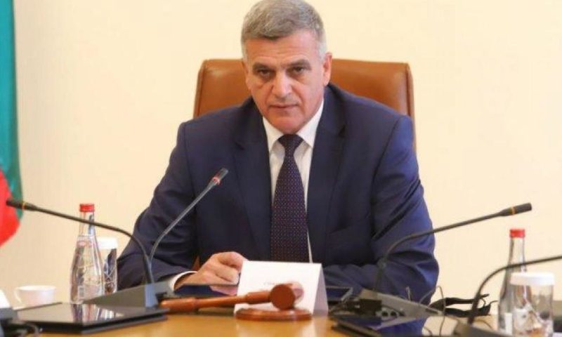 Янев с призив към депутатите: Обсъдете бюджета