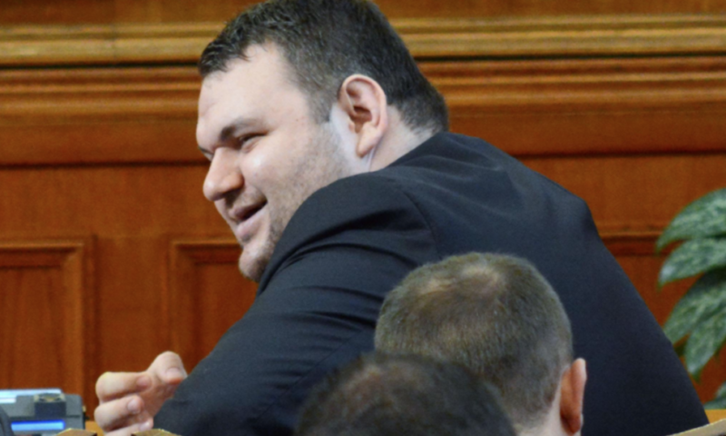 Прокуратурата не позволила на ДАНС да разгласява информация за Пеевски